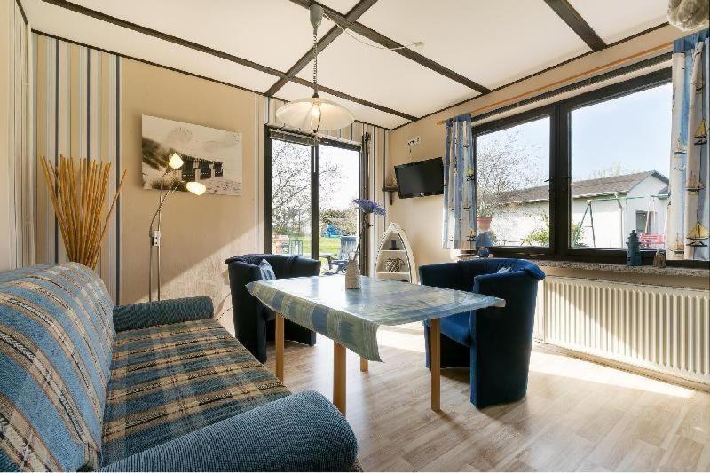 Ruegenherz Fischerhuette Parchtitz Buitenkant foto