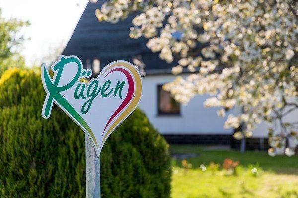 Ruegenherz Fischerhuette Parchtitz Buitenkant foto